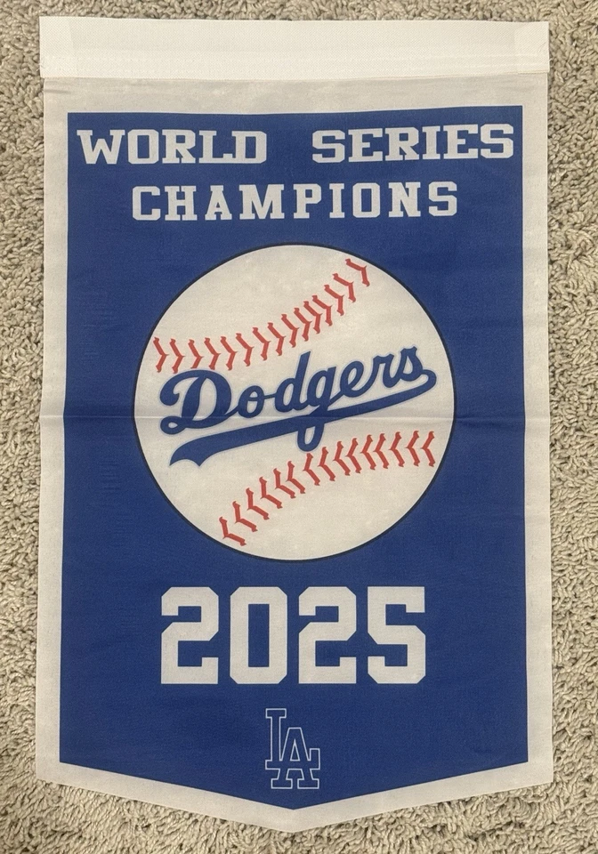 Баннер/флаг чемпионов Мировой серии L.A. Dodgers 2025 18,5 дюйма x 12 дюймов - Изображение 1 из 1