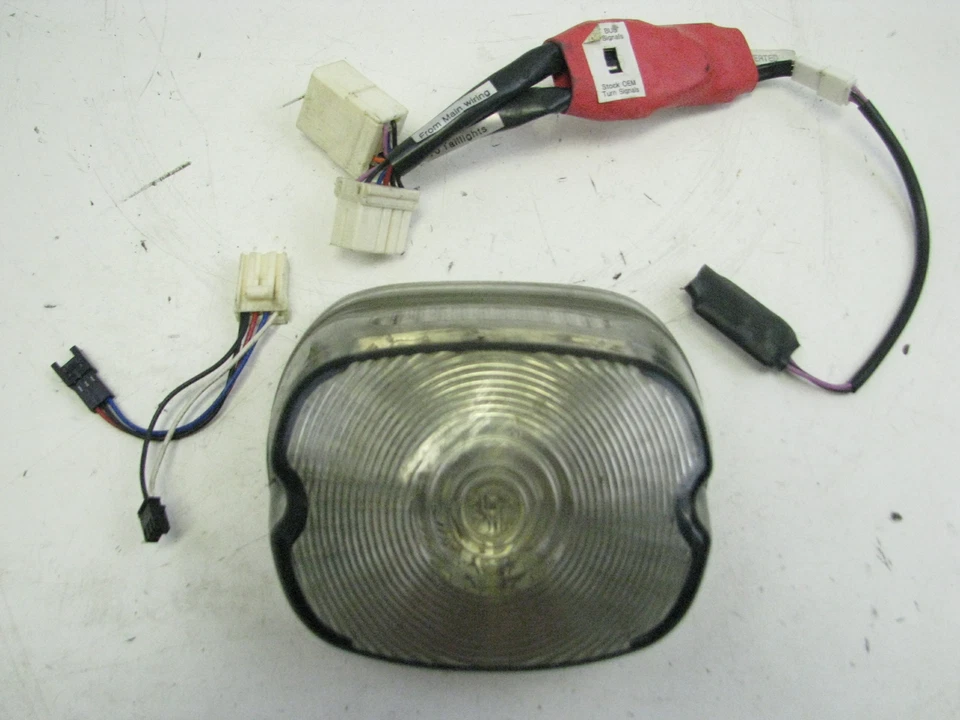 Harley-Davidson Softail Deuce Fxstd Kuryakyn 1984-99 luz trasera ahumada  Foto 1 de 4