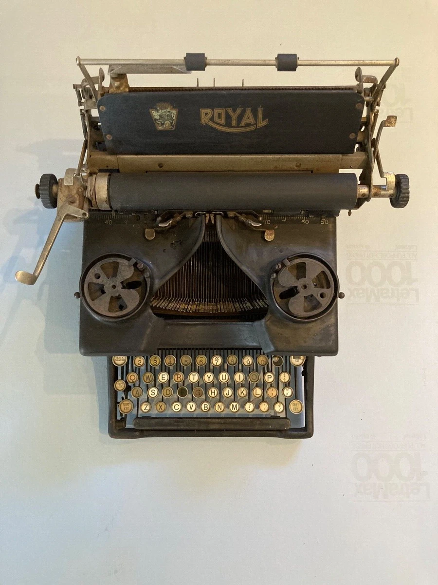 Royal Model 10 Typewriter In Collectible Typewriters for sale | eBay