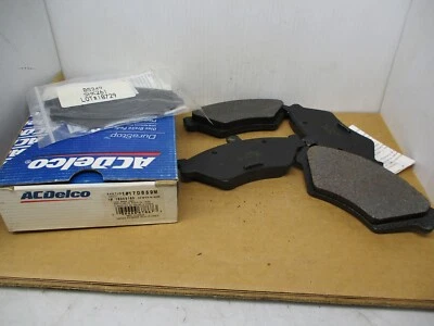 ACDelco GM Original Equipment 17D659M BRAKE PAD SET - Image 1 of 2