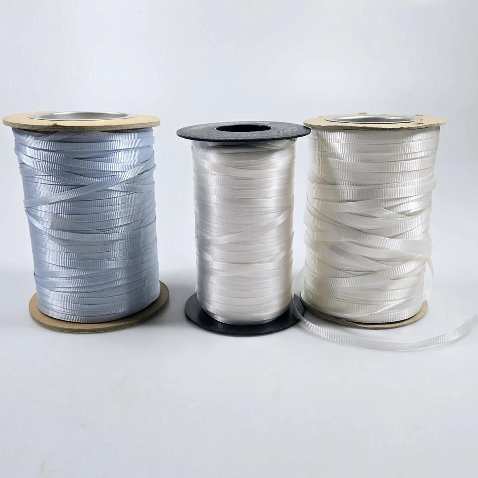 Lote de carrete de metal vintage de cinta para rizar grandes almacenes Berwick azul blanco  Foto 1 de 4