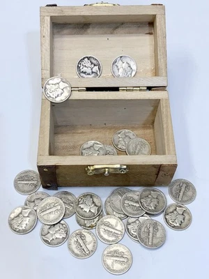 Cofre del tesoro con lote de 30 monedas de diez centavos Mercury - 90 % plata XF / VF aleatorio años 1930-1940 Foto 1 de 4