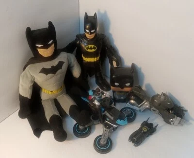 DC Batman Lote Mixto de 7 Figuras de Acción Batman, Peluche, ERTL Die-Cast, Vehículos + Foto 1 de 4