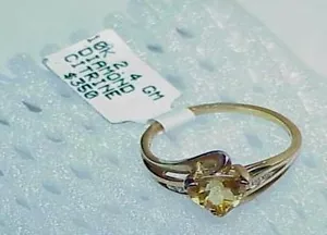 10k 1.00Ct Trillion Citrine 6 Diamond Band Ring Size 7 New w/Tag Yellow Gold - Picture 1 of 2