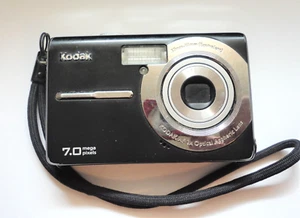 Kodak EasyShare M573 Black  7.0MP Digital Camera For Parts/Repair - Picture 1 of 5