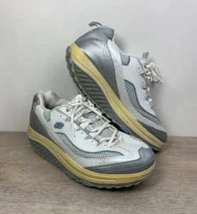 Skechers Shape Ups Women’s Size 10 White Walking Shoes Toning Athletic Light Use - Picture 1 of 12
