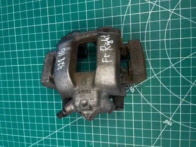 15-16 BMW 428I GRAN COUPE F32 F33 F36 PINÇA DE FREIO DIANTEIRA DIREITA DO LADO DO PASSAGEIRO - Imagem 1 de 4