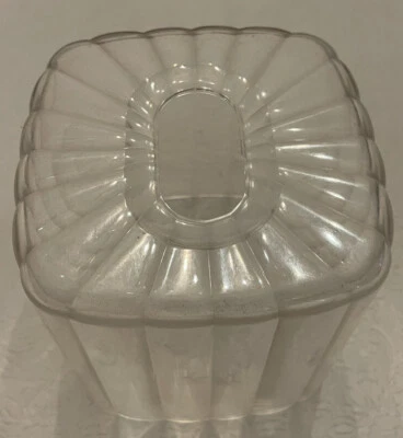 Caja de pañuelos de plástico acrílico Lucite soporte cubo cuadrado estriado lobulado lineal acanalado Foto 1 de 4