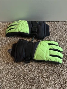 BOYS’ CHAMPION 3M THINSULATE INSULATE 80 GRAM GLOVES, Green/Black , MEDIUM - Picture 1 of 2