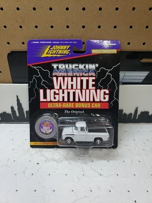 Chevrolet Cameo 1955 Johnny Lightning White Lightning Truckin America Series Foto 1 de 3