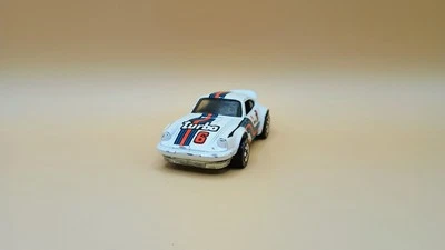 Coche vehículo fundido a presión Hot Wheels 1974 vintage blanco turbo 6 Porsche P 911 *C Foto 1 de 4