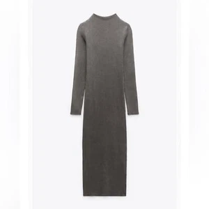 VESTIDO AJUSTADO EFECTO LAVADO NUEVO CON ETIQUETAS - Gris | ZARA - Imagen 1 de 11
