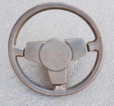 VOLANTE TRES RADIOS ORIGINAL PORSCHE 924 944 Foto 1 de 4