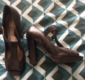 Warehouse black leather sandals sz 5 - Picture 1 of 2