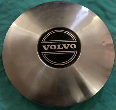 1985 1986 1987 1988 1990 Volvo calota central 740 760 fabricante de equipamento original 9 5/8" tampa de metal - Imagem 1 de 4