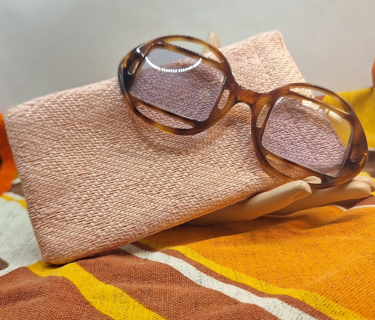 Acquista Occhiali Da Sole Vintage Alla Moda Donna Uomo Occhiali Da Sole Rettangolari In Metallo Retrò Donna Uomo Occhiali Neri Popolari In Italia A Partire Da 2.93