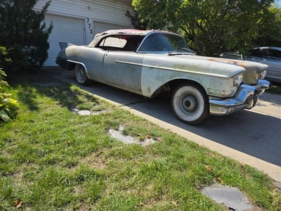 Cadillac Eldorado 1957  Foto 1 de 4