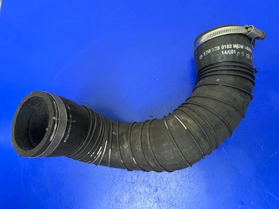 97 98 99 00 MERCEDES BENZ SLK230 - MANGUERA INTERCOOLER 1705280182 Foto 1 de 2