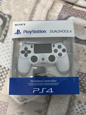 Sony Dualshock 4 Wireless Controller per PlayStation 4 - Glacier White - Immagine 1 di 4