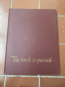 The Torch Is Passed - The Death of A President JFK With 1964 Kennedy Half Dollar - Picture 1 of 10