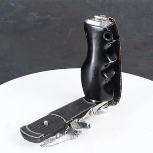 ^ Bronica Model C Left Hand Shutter Release/Flash Bracket [EX+] - Picture 1 of 3