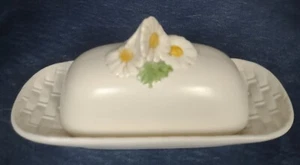 METLOX Poppytrail “Sculptured Daisy” ~ Basketweave BUTTER DISH with LID - Picture 1 of 5