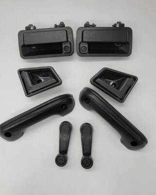 89-96 Geo Tracker / Suzuki sidekick / Vitara juego de manijas de puerta  Foto 1 de 4