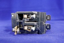 Bulldog P1515 Pushmatic Twin/Duplex Breaker 15 Amp 240Vac