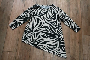 NEW! WALLIS zebra print asymmetric jumper size 14 dip hem wool look fine knit - Picture 1 of 4