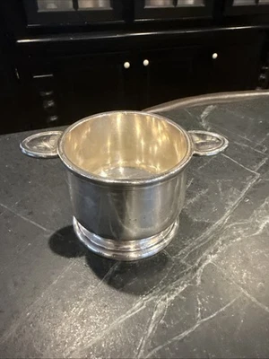 International Silver Company Silver Soldered Sugar Bowl 05097 No Lid - Image 1 of 4