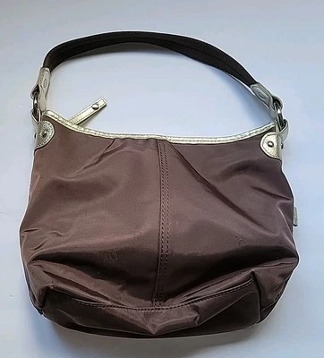 Bolso de hombro American Eagle Outfitters marrón y dorado Foto 1 de 4