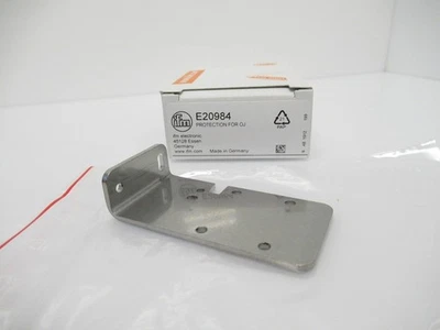 E20984 Ifm Electronic Angle Bracket For Sensor (New In Box) - Image 1 of 4