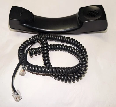 Polycom HDvoice VVX handset in good work condition - Image 1 of 4