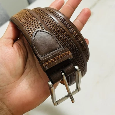 Cinturón de vestir italiano de cuero Trafalgar 32/80 Annapolis marrón texturizado Foto 1 de 4