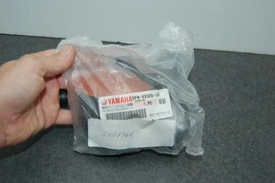 NEW YAMAHA 5PW-83320-10 FRONT RIGHT RH TURN SIGNAL FZ-09 FZ-07 FZ1 FZ6 FZ6R - Image 1 of 3