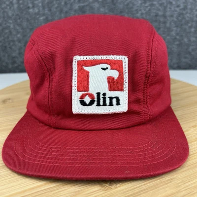 Gorra con parche Olin vintage ajustada talla mediana roja orejeras fondo Foto 1 de 4