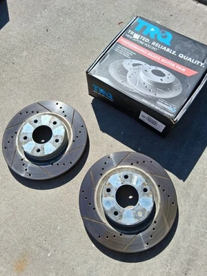Front and Rear Brake Rotors Nissan Altima 2016 - Image 1 of 4