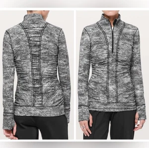 Lululemon Top Cypress Kiss 1/2 Zip in Rush Jacquard Black & White EUC - Bild 1 von 10
