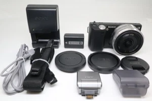 Sony α Alpha NEX-5 Black Camera + E 16mm F/2.8 from Japan (f01853) - Picture 1 of 10