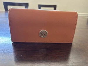 tory burch sunglasses case women - Picture 1 of 5