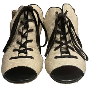 JUICY COUTURE Women's Lace-Up Bootie Open Toe Buckle Tan/Black Size 9 Med EUC - Picture 1 of 8