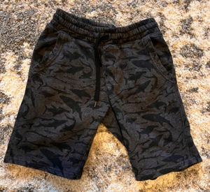 Old Navy Shorts Size Large (10/11) Boys Drawstrings Sharks - Picture 1 of 2