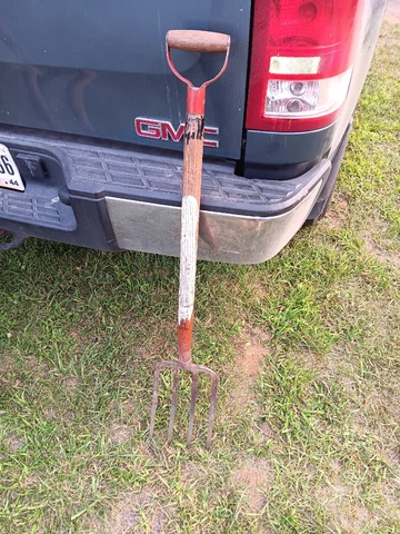 Vintage Pitch Fork 4 Tine Potato Farm Barn Garden Tool 40-1/2" Long Cover