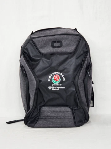 NEW 2020 ROSE BOWL Oregon DUCKS Wisconsin BADGERS Ogio PLAYER ISSUED BACKPACK Cover