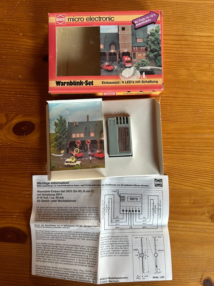 Modellbau Busch Nr. 5925 Warnblinkset - Bild 1 von 1