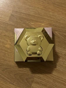 I Heart Revolution Honey Bear Highlighter .17oz - Picture 1 of 4