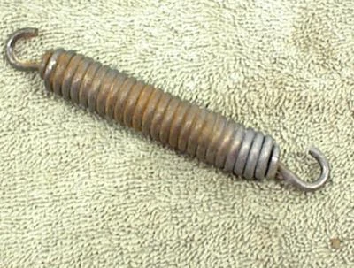 1985 KAWASAKI ZN1100 LTD ZN 1100 CENTER STAND SPRING - Image 1 of 3