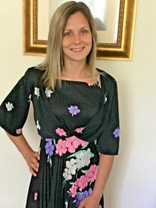 70's Vintage Black Hippie Pink Floral Blouson Dress - Picture 1 of 8