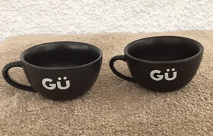 Gü Puds Schokolade Schwarz Weiß Kaffeetassen X2 Ware Werbung GU Puddings - Bild 1 von 4