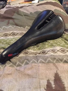 Selle Italia Mythos Saddle - Picture 1 of 11